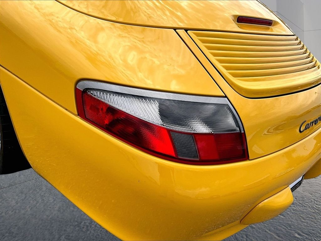 Used 2002 Yellow Porsche Carrera image 21