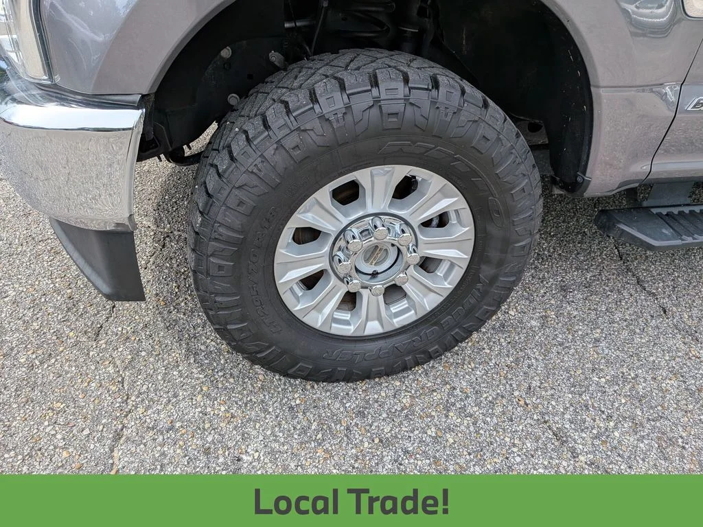 Used 2022 Gray Ford XLT image 12