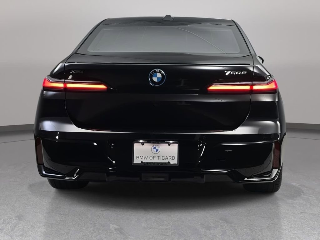 New 2026 Black Sapphire Metallic BMW 750e xDrive image 6