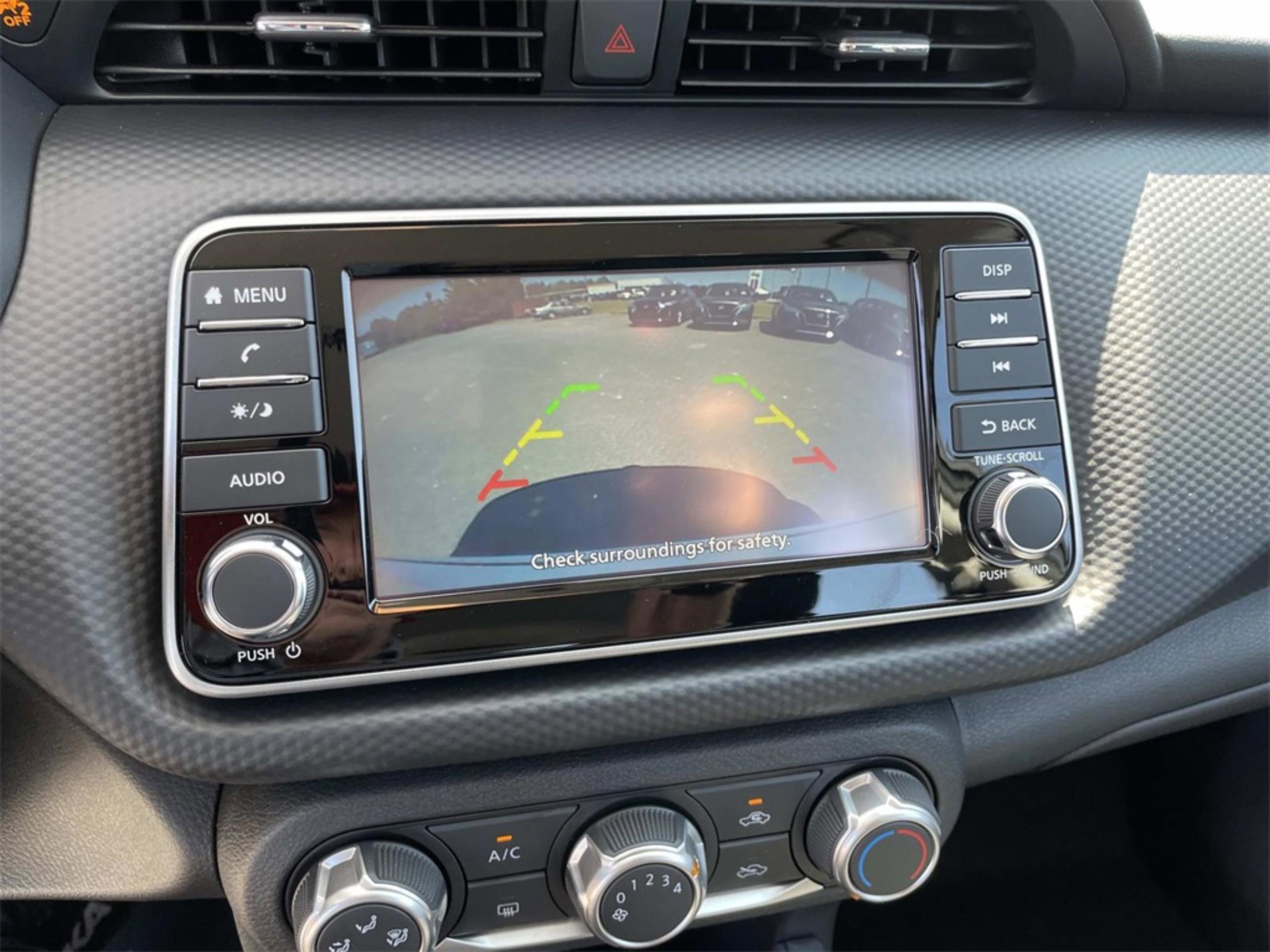 2025 Nissan KICKS PLAY Base - Photo 18