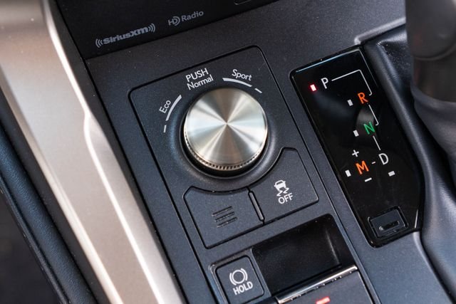 2020 Lexus NX 300 - Photo 27