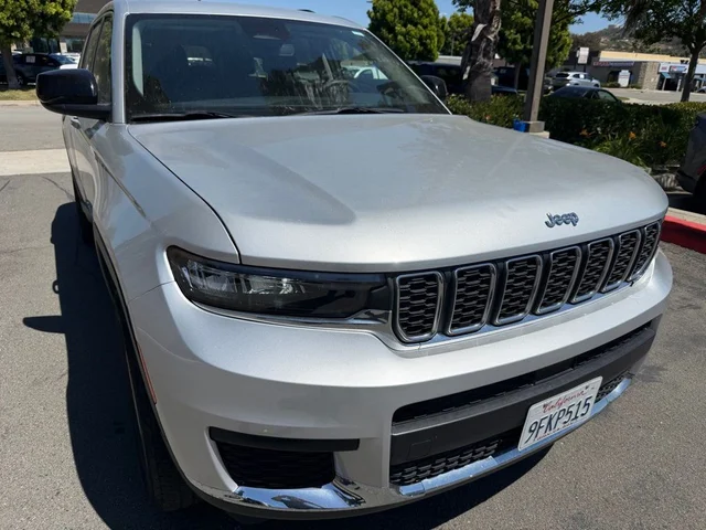 2023 Jeep Grand Cherokee L Laredo