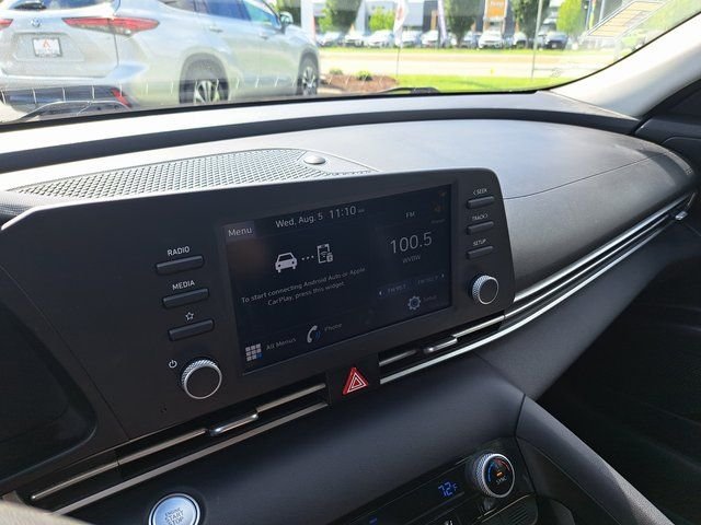 Used 2023 Blue Hyundai SEL image 16