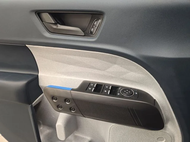 New 2026 Blue Ford XLT image 32