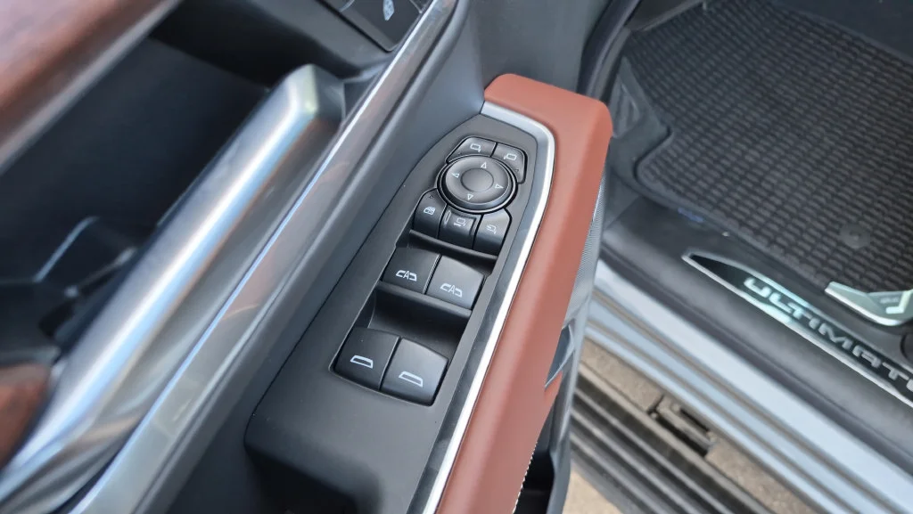 2026 GMC Sierra 2500HD Denali Ultimate - Photo 10