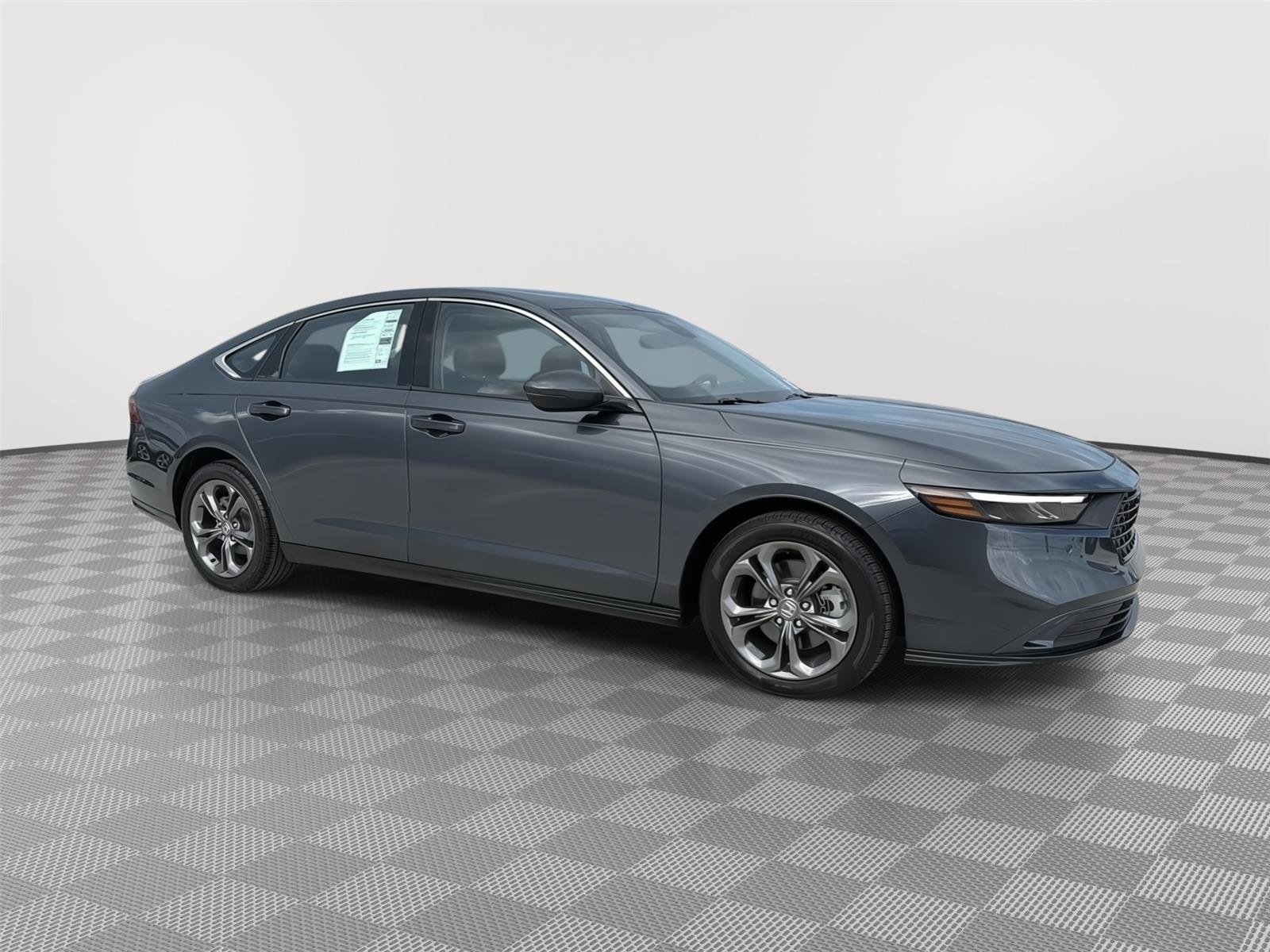 Used 2023 Meteorite Gray Metallic Honda EX-L image 3