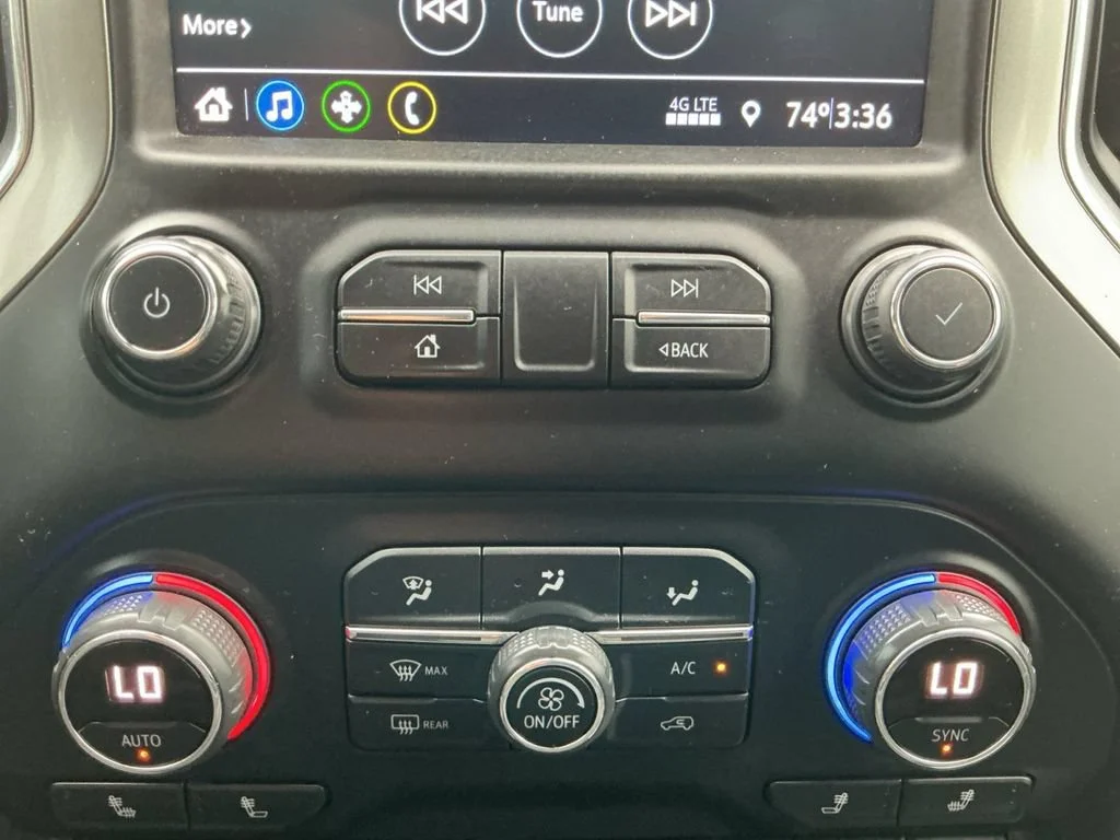 Used 2021 SILVER ICE METALLIC Chevrolet RST image 16