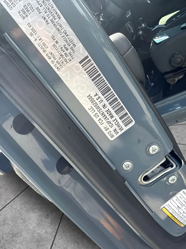 Used 2025 Gray Jeep Sport S image 29