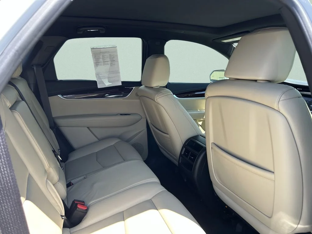 Used 2019 White Cadillac Luxury image 22