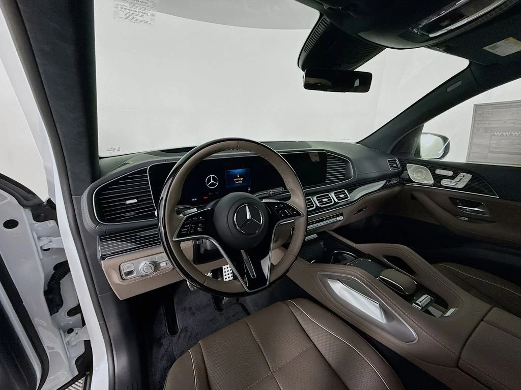 New 2026  Mercedes-Benz GLS 580 image 4
