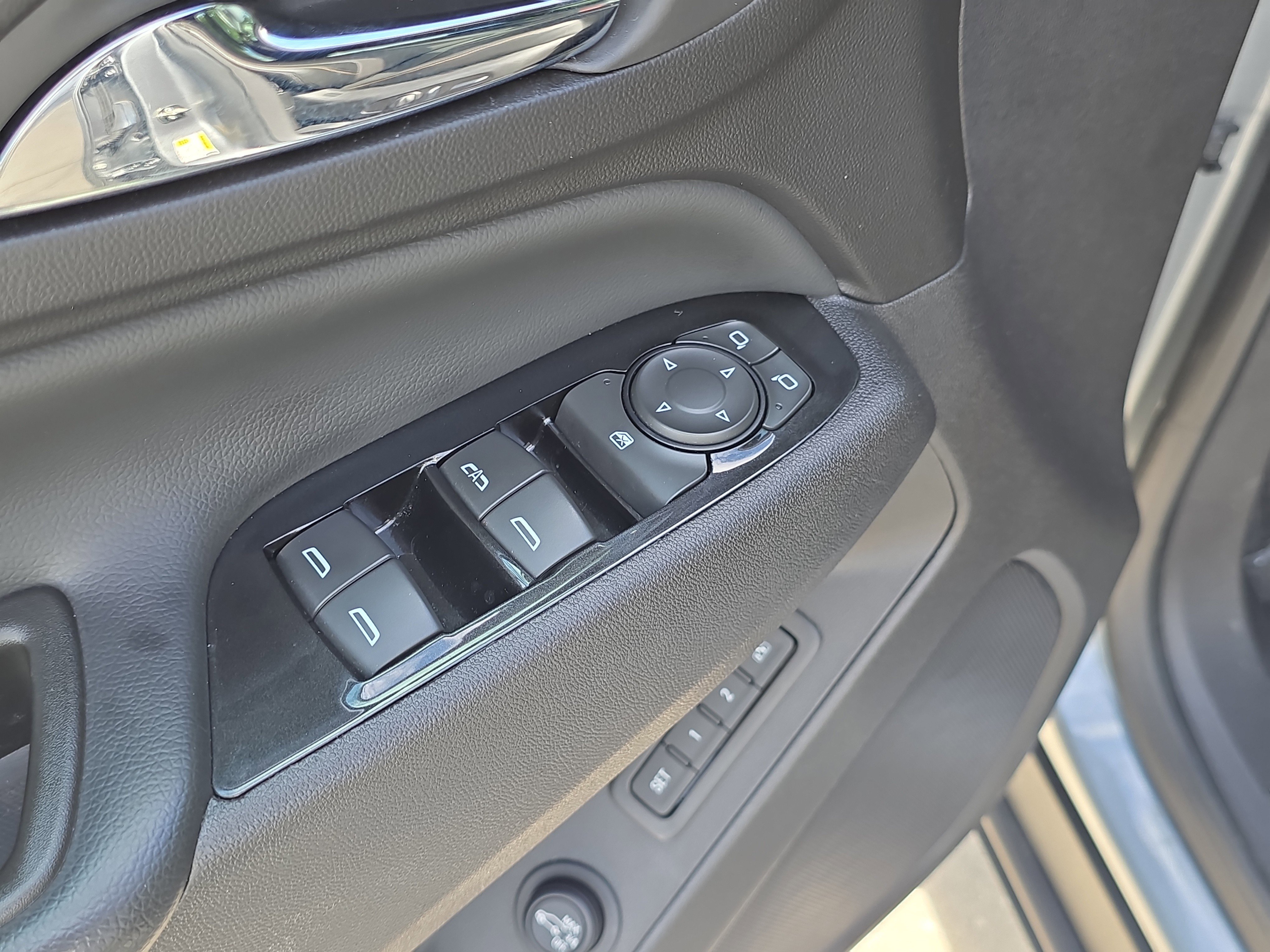 Used 2024 Sterling Gray Metallic Chevrolet Premier image 20