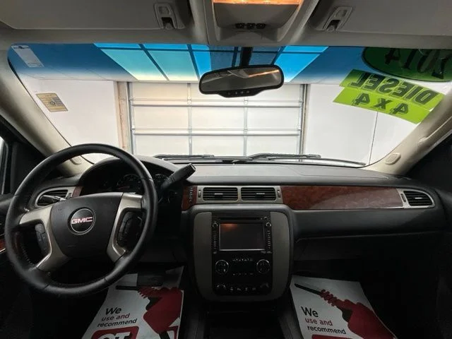 Used 2014 Black GMC SLT image 4