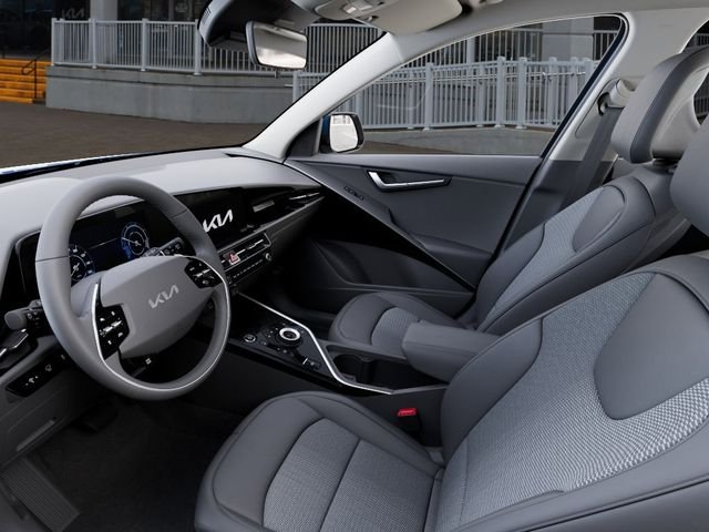 New 2026 Mineral Blue Kia WIND image 17