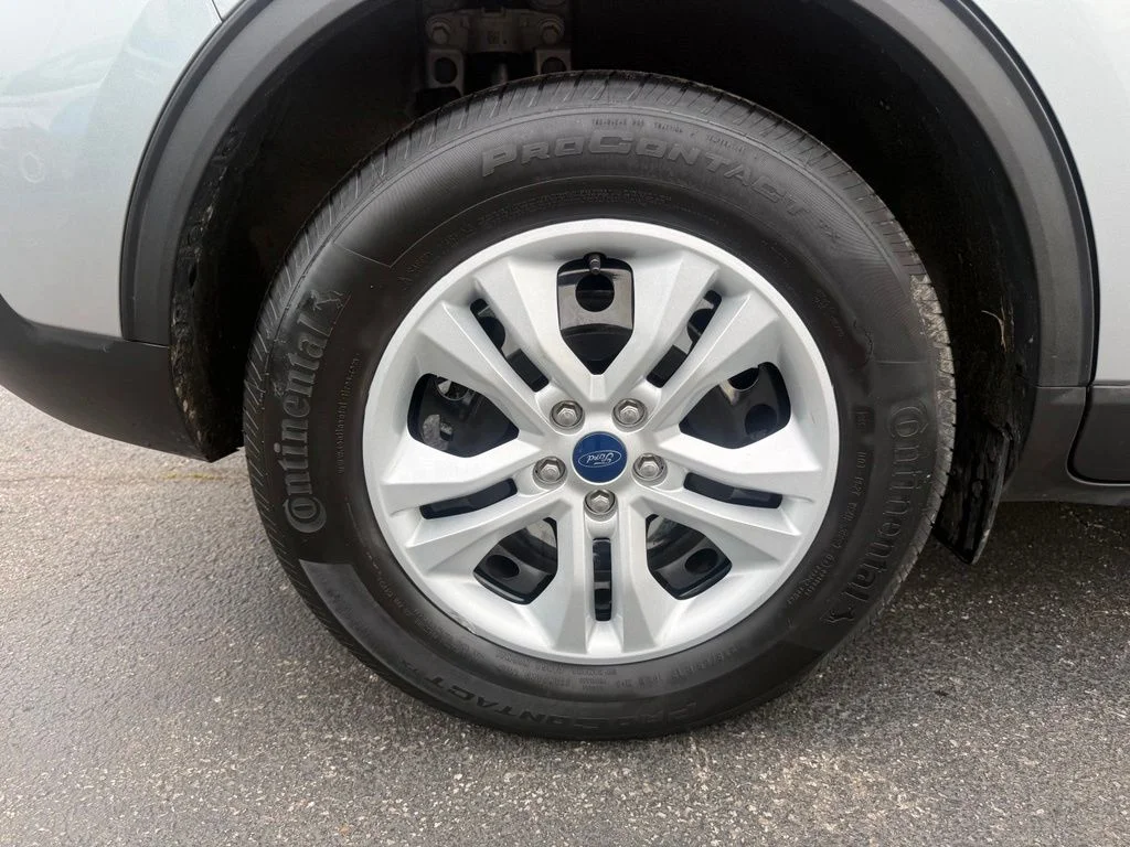 Used 2022 Silver Ford S image 40