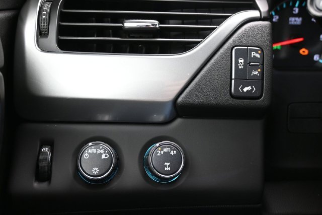 Used 2019 Silver Chevrolet LT image 24