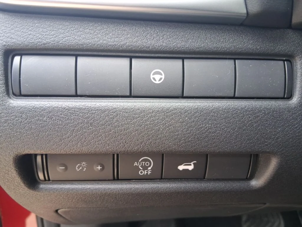 New 2026 Scarlet Ember Tintcoat Nissan Platinum image 27