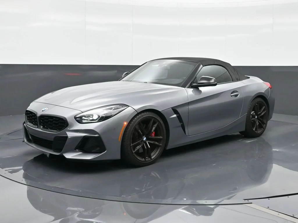 2023 BMW Z4 M40i's photo
