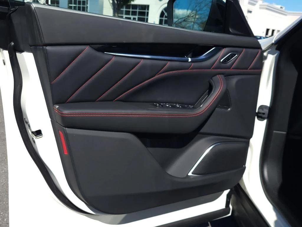Used 2024 Bianco Maserati Modena Ultima image 4