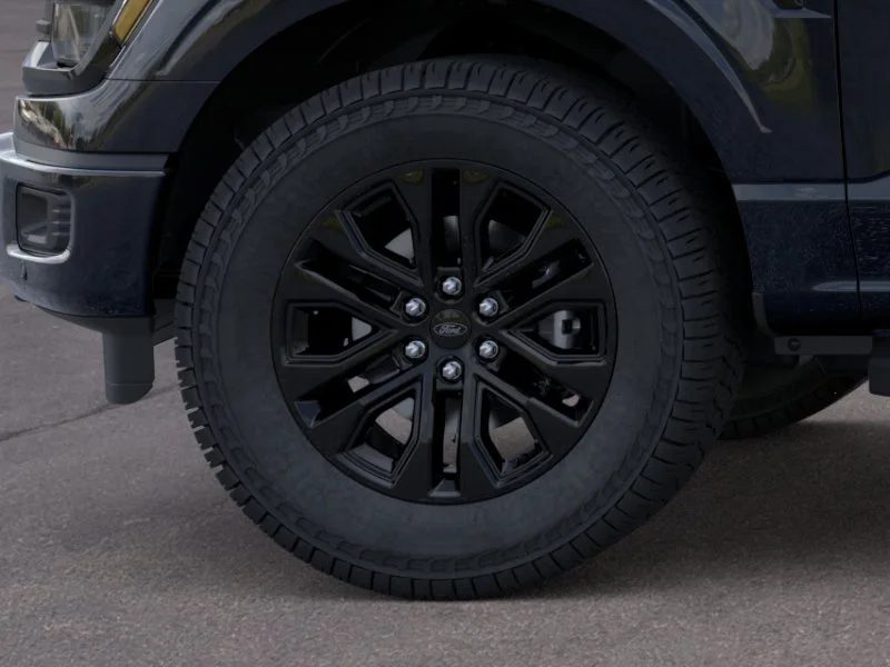 New 2026 Agate Black Metallic Ford XLT image 41
