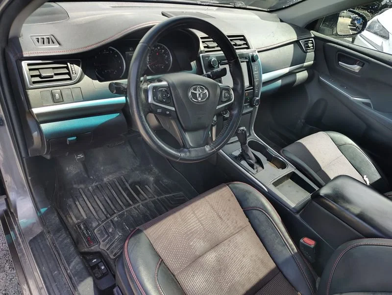 Used 2017 Gray Toyota SE image 11