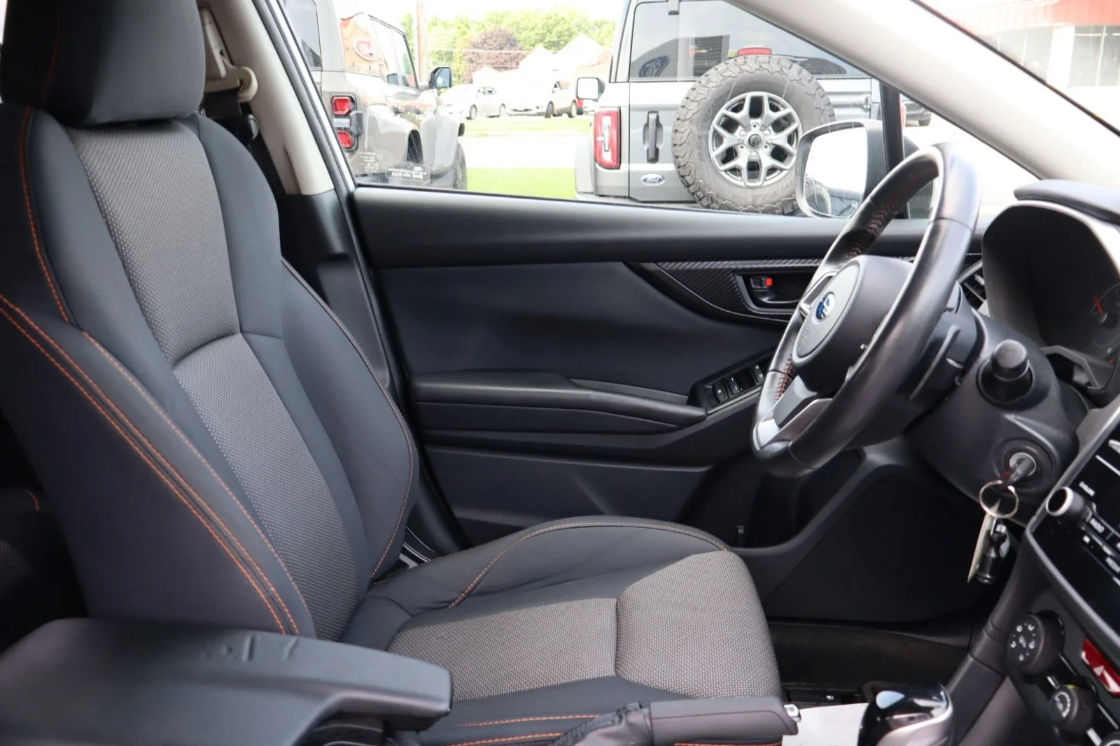 Used 2018 Ice Silver Metallic Subaru 2.0i Premium image 41
