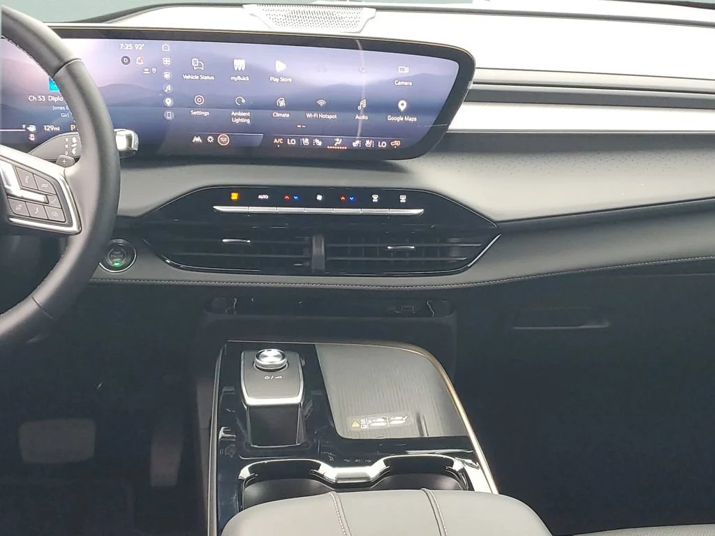 Used 2025 Ebony Twilight Metallic Buick Avenir image 15