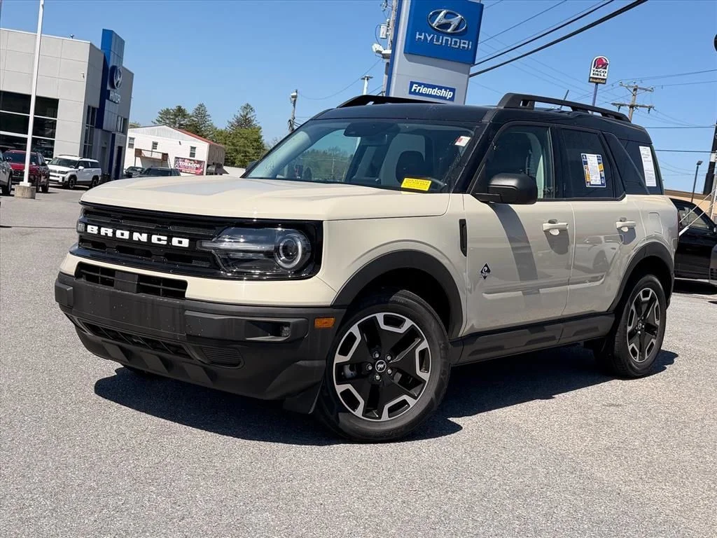 Used 2024 Beige Ford Outer Banks image 2