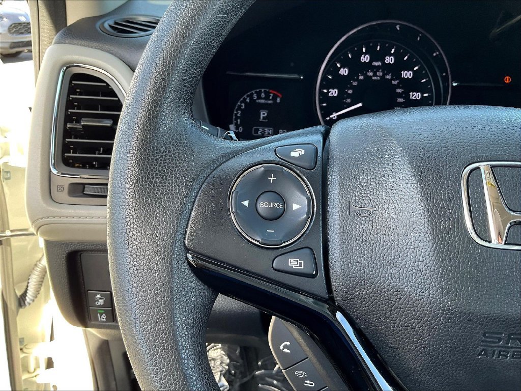 Used 2021  Honda EX image 12