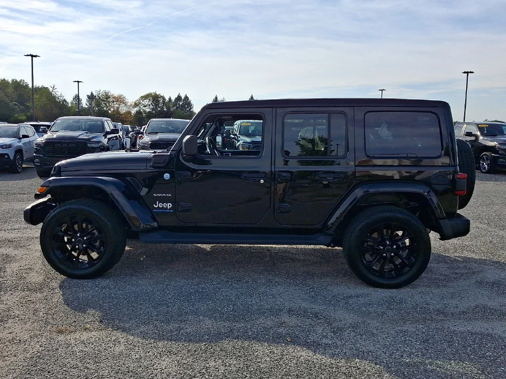 Used 2024 Black Jeep Sahara 4xe image 7