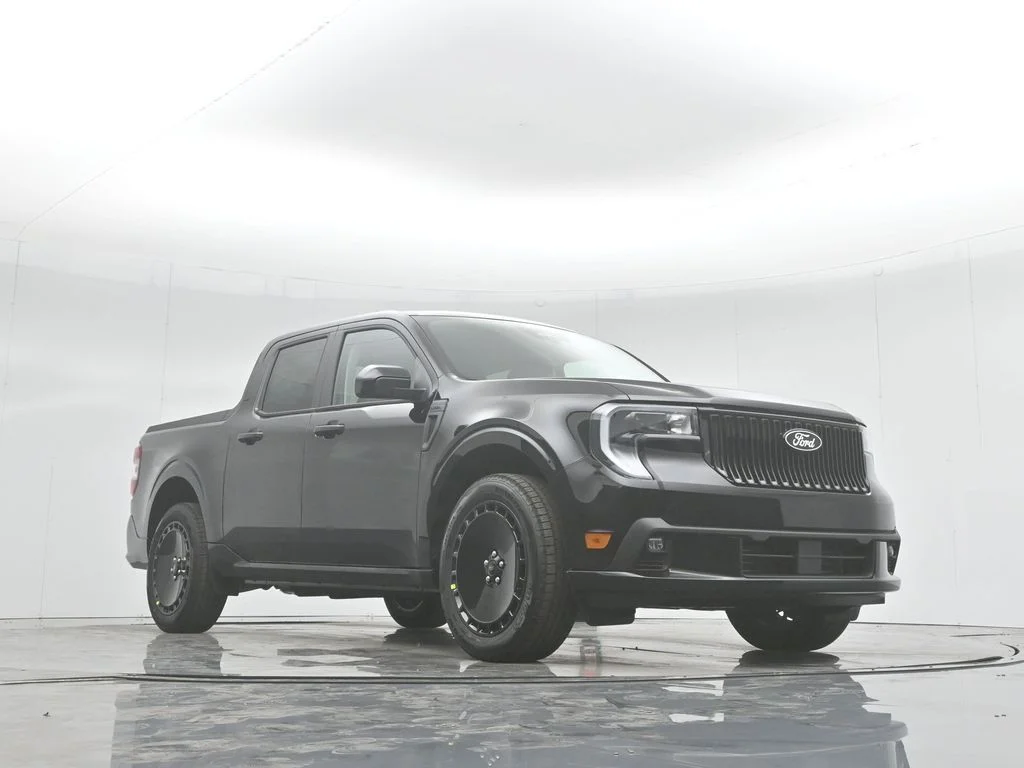 New 2025 Black Ford Lobo Standard image 75