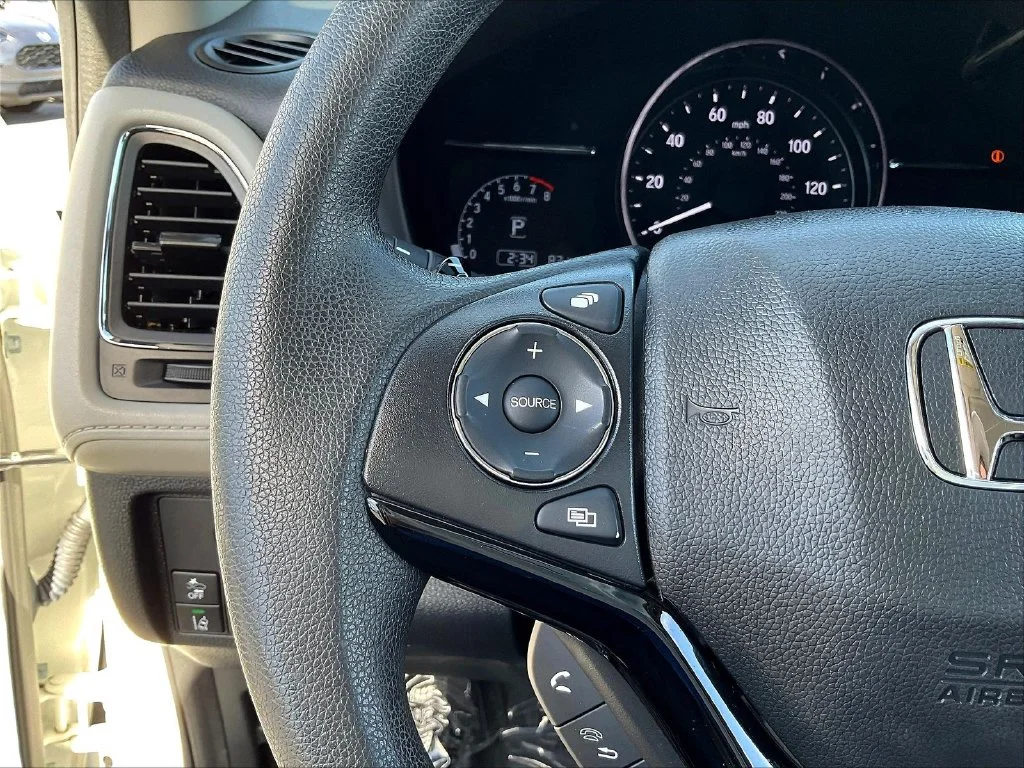 Used 2021 Platinum White Pearl Honda EX image 12