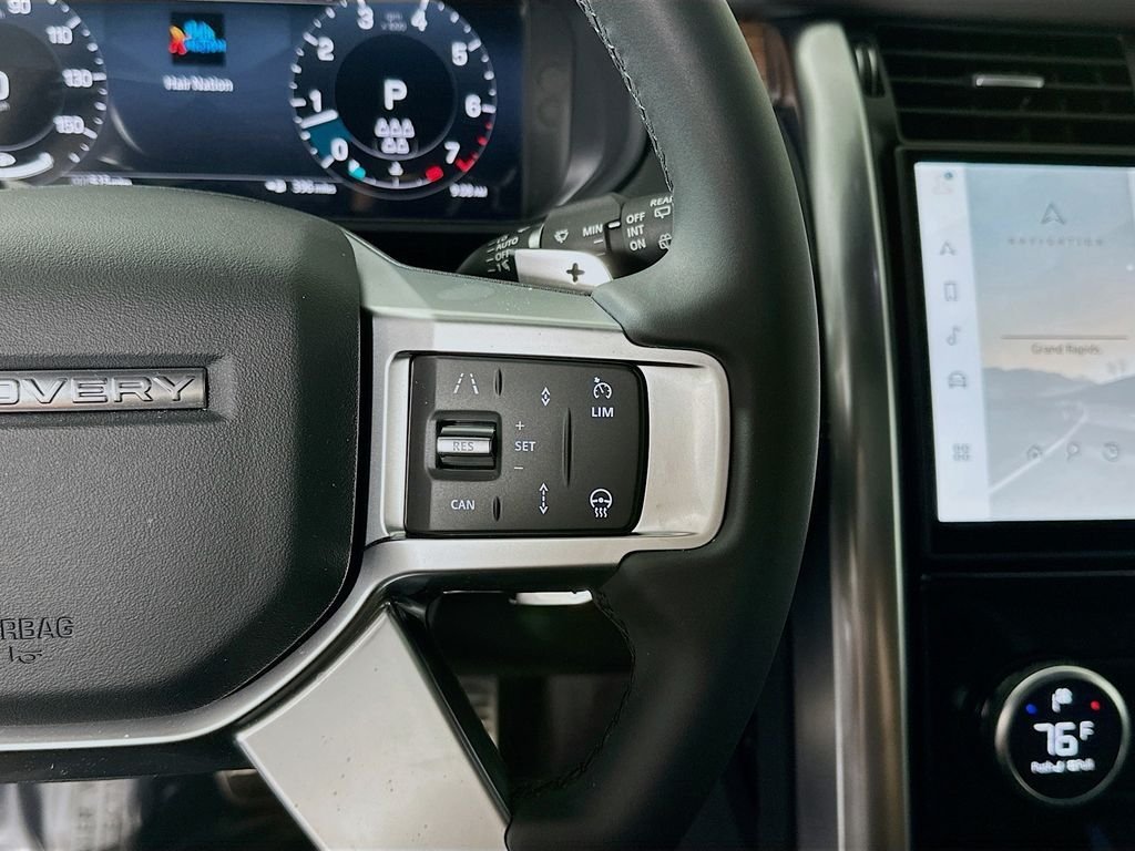2025 Land Rover Discovery Dynamic SE - Photo 14