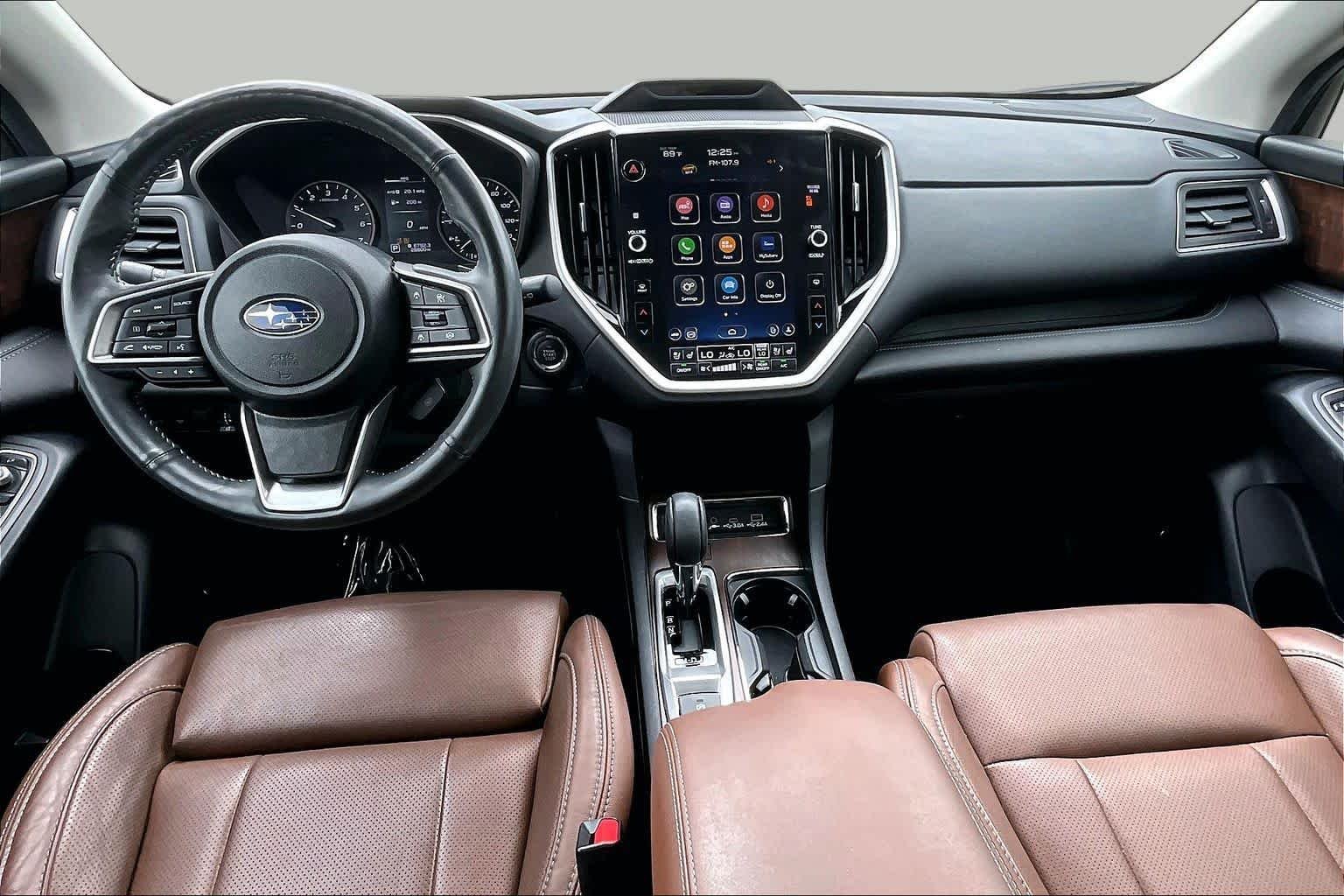 Used 2025 Crystal White Pearl Subaru Touring image 14