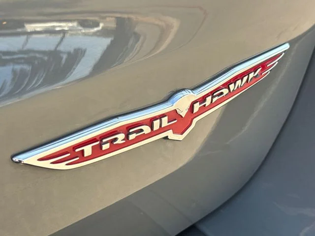 Used 2021 Gray Jeep Trailhawk image 11