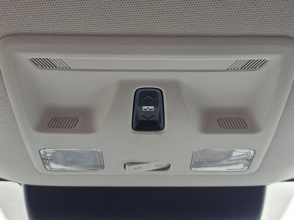 New 2025 Eruption Green Ford Lariat® image 33