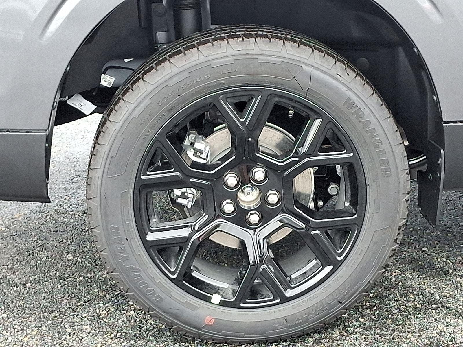 2025 Ford Maverick XLT - Photo 5