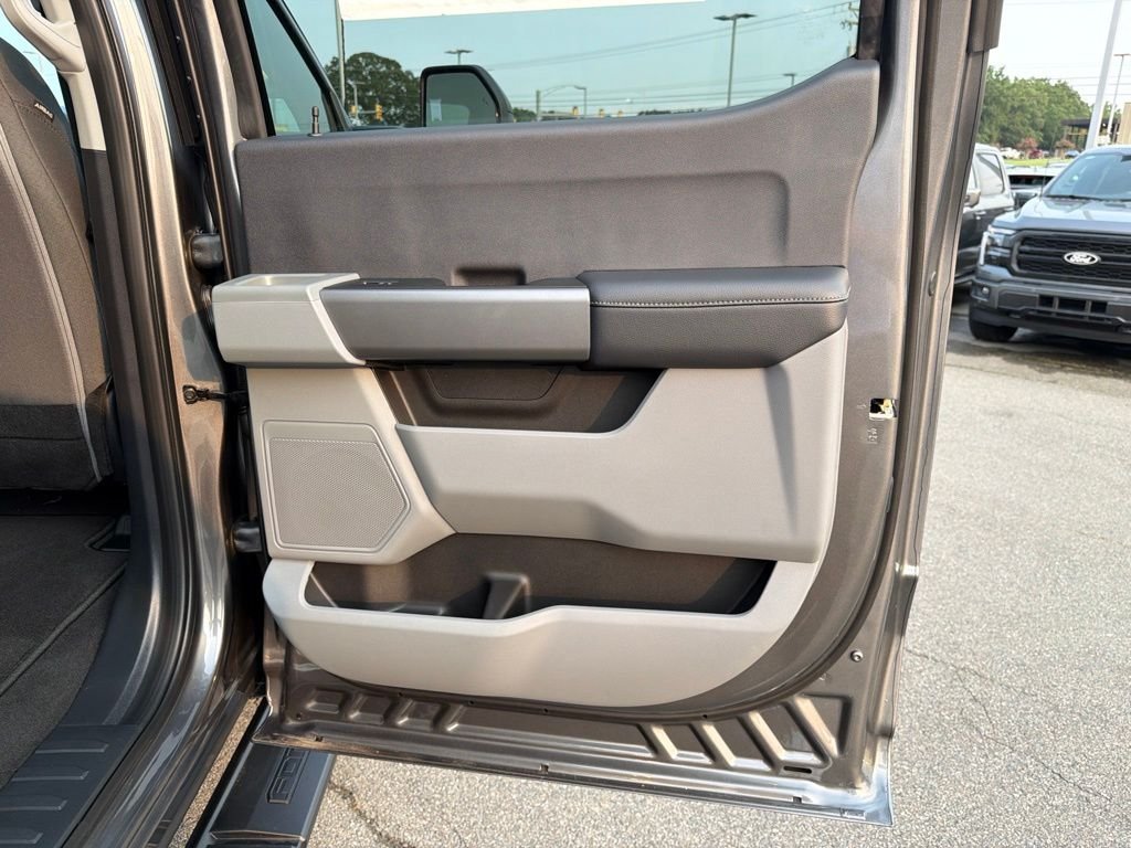 New 2026 Carbonized Gray Metallic Ford XL image 19