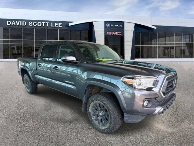 Used 2021 Magnetic Grey Metallic Toyota SR5 image 4
