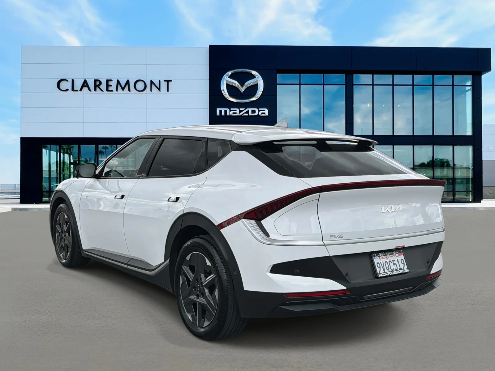 Used 2025 GLACIER WHITE P Kia Light Long Range RWD image 6