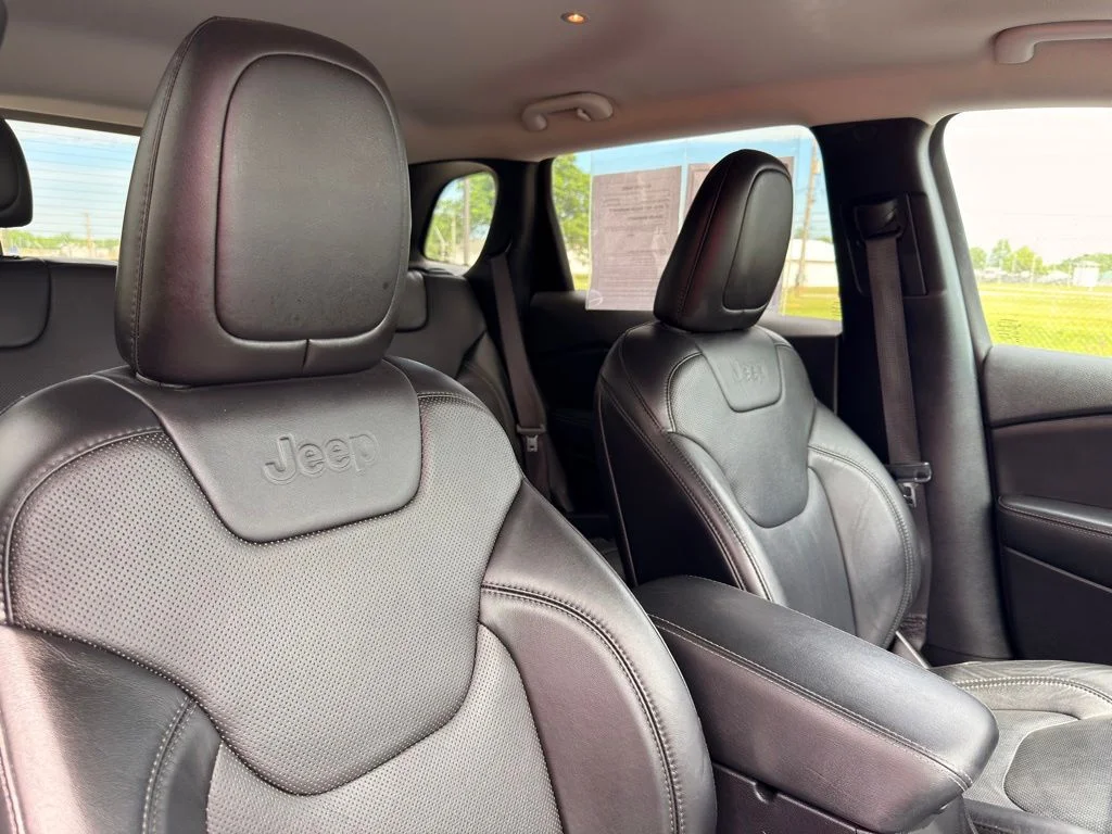 Certified Used 2020 Slate Blue Pearlcoat Jeep Limited image 36