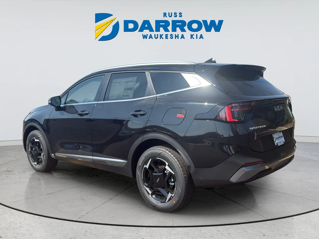 New 2027 Fusion Black Kia EX image 3