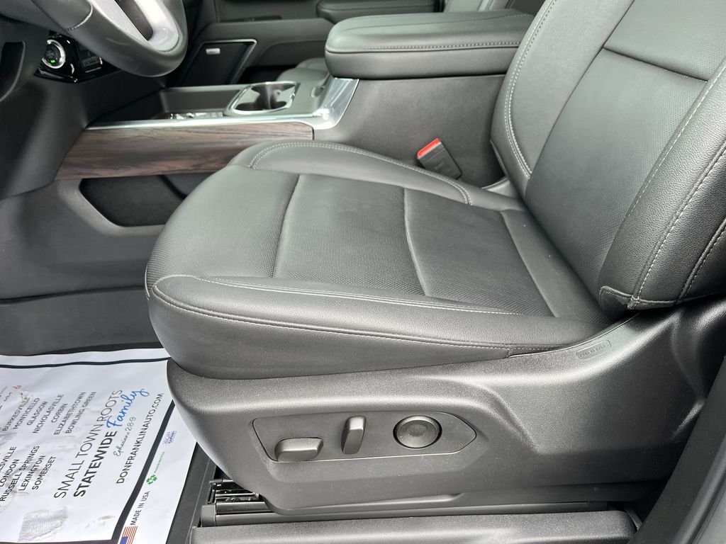 Used 2025 Silver GMC SLT image 12