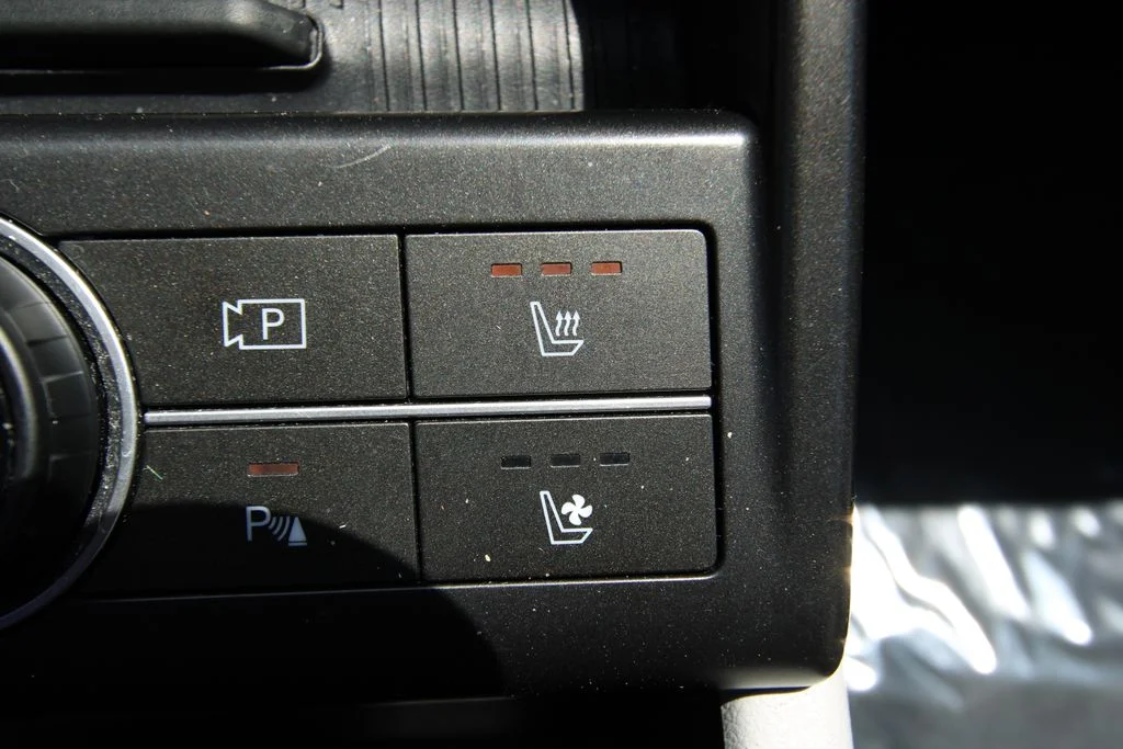 Used 2024 White Hyundai Limited image 29