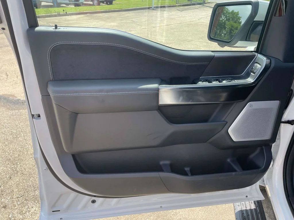 New 2026 White Ford Platinum image 15