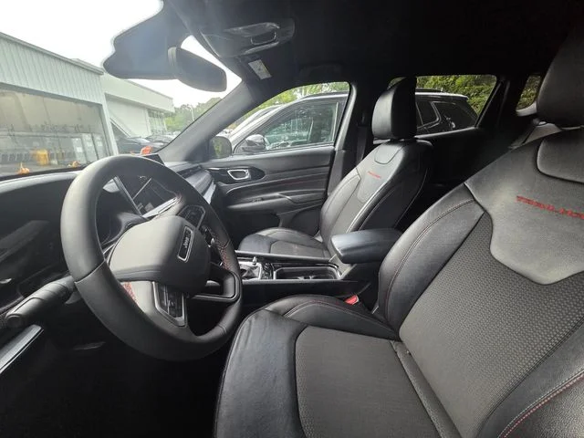 Used 2024 Black Jeep Trailhawk image 10