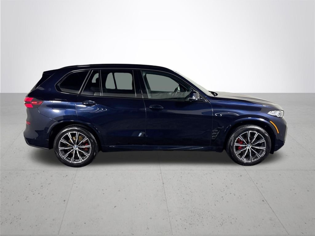 Used 2026 Black BMW xDrive40i image 5