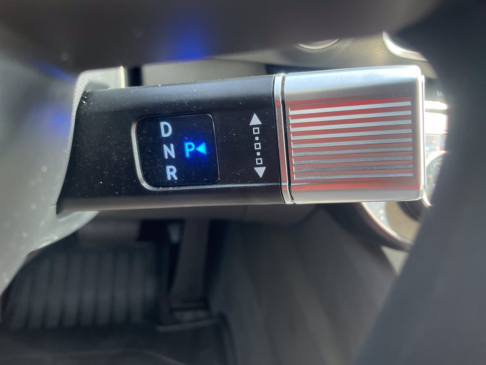 Used 2024 Gray Hyundai SEL image 18