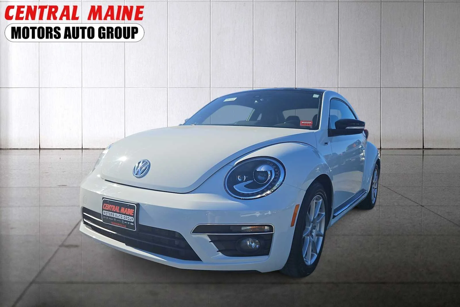 2016 Volkswagen Beetle 2.0T R-Line SE PZEV's photo