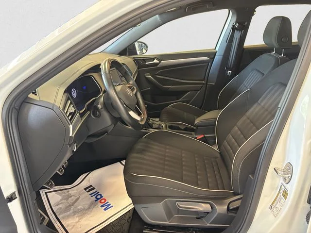 Used 2024 Pure White Volkswagen 1.5T Sport image 10