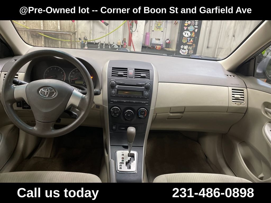 Used 2010 Gray Toyota LE image 18